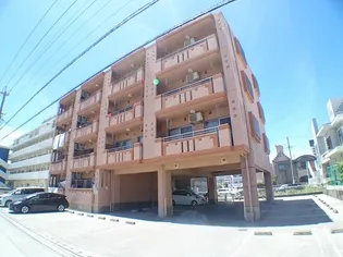 イースト メゾンの画像