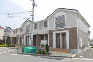 兵庫県伊丹市池尻5丁目【アパート】の外観