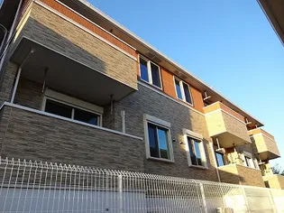 ルーセントヒルズB【1階】の外観