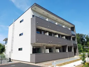 埼玉県東松山市大字高坂【アパート】の外観