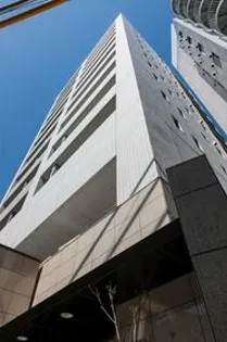 東京都目黒区東山1丁目【マンション】の外観