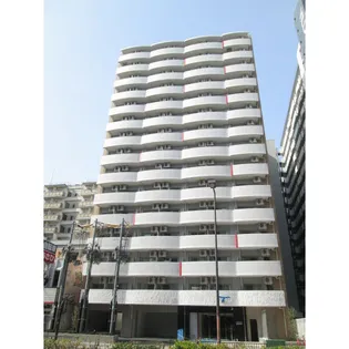 セレニテ新大阪カルム【8階】の外観