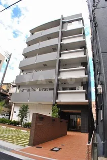 ベルフォーレ イガ【3階】の外観