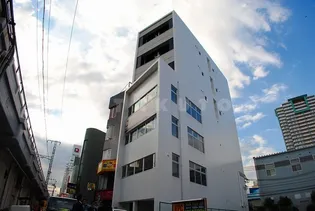 大阪府大阪市北区錦町【マンション】の外観