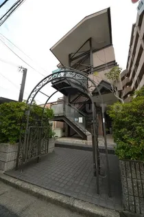 ヘブンズハイツ【2階】の外観