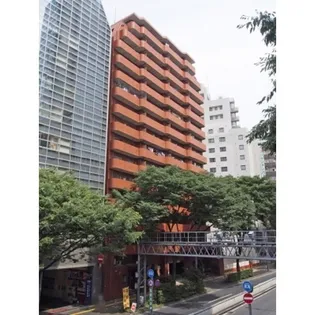 東京都新宿区西新宿3丁目【マンション】の外観