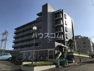 ファミール江田の画像