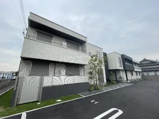 シャーメゾン ジンの画像