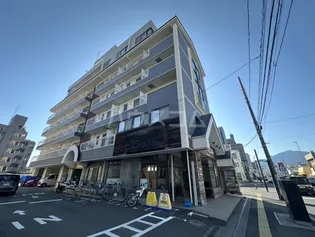 神奈川県伊勢原市伊勢原2丁目【アパート】の外観