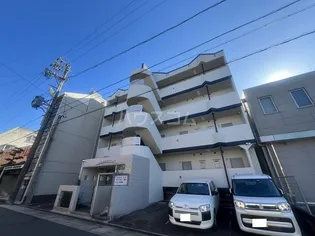 サン駒止マンション【3階】の外観