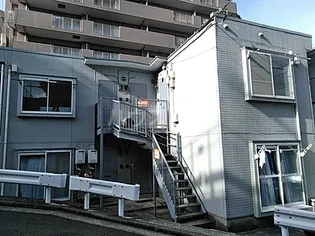 神奈川県横浜市金沢区六浦3丁目【アパート】の外観