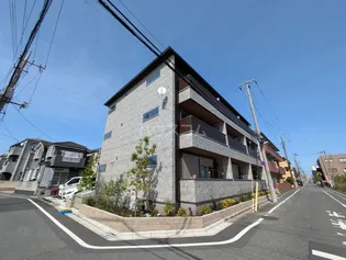 FOREST MAISON CREAWESTの画像