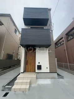 東京都足立区新田3丁目【一戸建】の外観