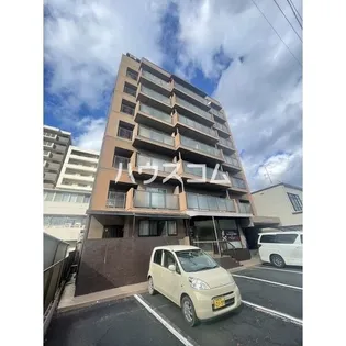 エム&エム5ビルの画像