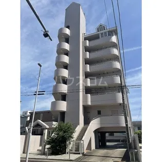フローレスタナベ【5階】の外観
