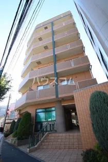 ルネス フィエスタの画像