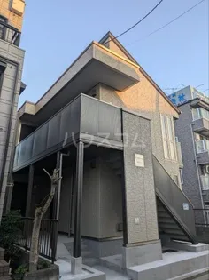 ラ プルミエールの画像