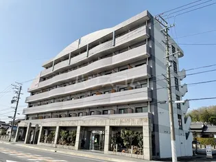 プランドール【3階】の外観