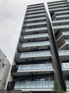 東京都新宿区市谷田町2丁目【マンション】の外観