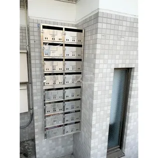 静岡県静岡市駿河区国吉田4丁目【マンション】の外観