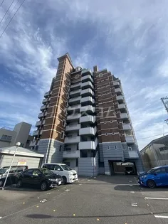 コメルスVの画像