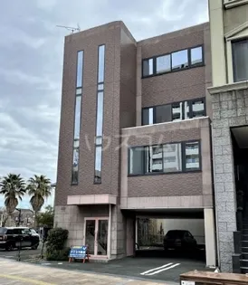 イーストアベニューの画像