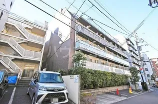 東京都新宿区西五軒町【マンション】の外観