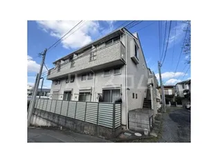 アールヴェール【1階】の外観