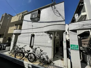 コーポ巣鴨 A棟 【1階】の外観