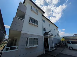 シャトルハイツの画像