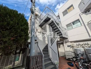 ビレッジインパート4【2階】の外観