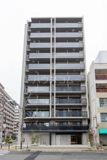 エル・セレーノ横浜【8階】の外観