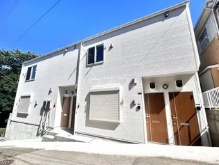 新緑と桜のシャルールの画像