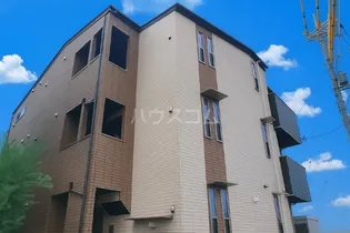 PARKLET・高坂【2階】の外観