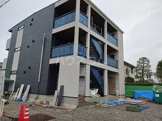 埼玉県東松山市箭弓町3丁目【アパート】の外観