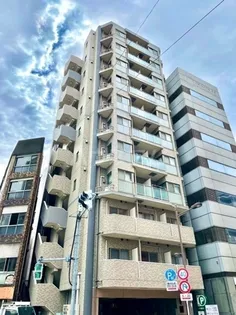 レジディア入谷【3階】の外観