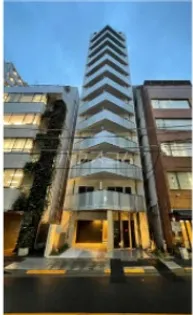 東京都新宿区四谷4丁目【マンション】の外観