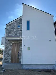 東京都調布市緑ケ丘2丁目【一戸建】の外観