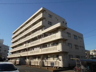 秋山マンションの画像