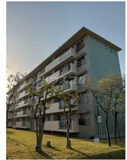 さつきが丘西住宅4号棟の画像