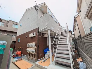 マウ明大前【2階】の外観