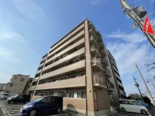 ロイヤルヴェール山下の画像