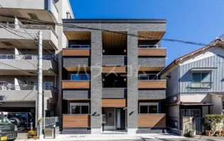 BURWOOD【2階】の外観