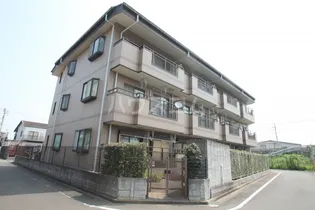 ファミールムカイの画像