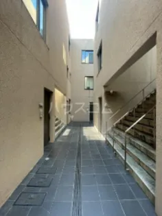 東京都渋谷区代々木1丁目【マンション】の外観