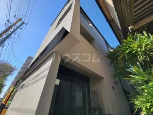 VAUHOUSE駅前の画像