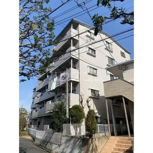 シュロス中之庭の画像