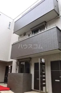 シャルール【3階】の外観