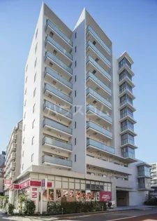 東京都港区東麻布2丁目【マンション】の外観