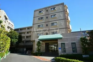 グランハイツ東新宿【4階】の外観